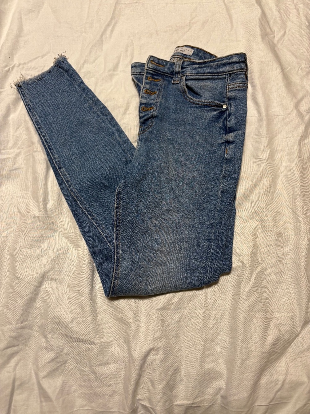 Denim Co. High Waisted Exposed Button Fly Skinny Jeans Raw Hem Light Wash - Sz 6